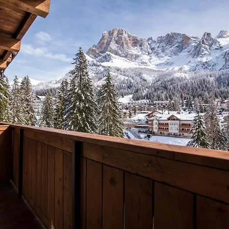Hotel Colfosco San Martino Di Castrozza Exterior photo